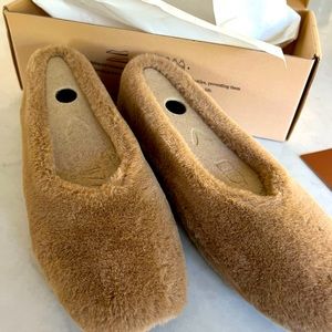 NWT Vivaia Margot Nutmeg Sz 38